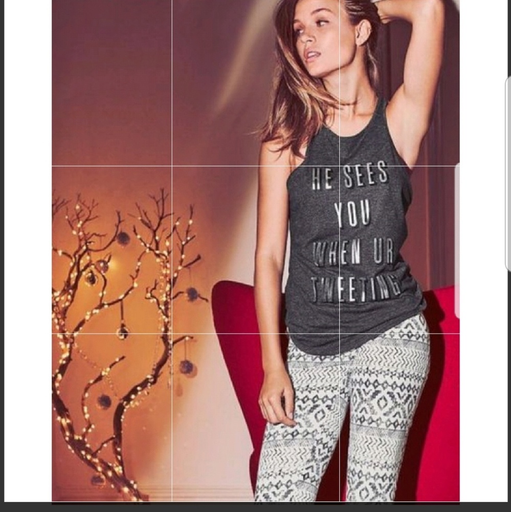 victoria secret "he sees you.." Tank XS - Picture 1 of 3